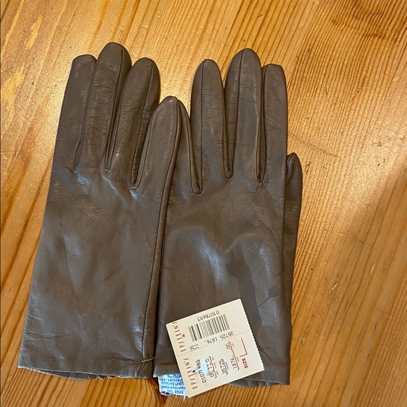 Fownes Light Brown Leather Gloves NWT - Picture 6 of 8